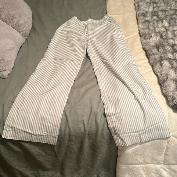 PacSun Pants - open leg pants